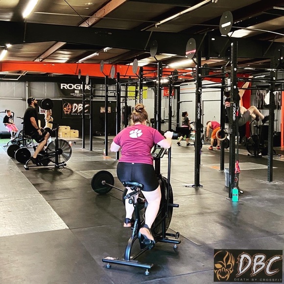 Meet your Posher, Kelsey - Picture 3 of 3